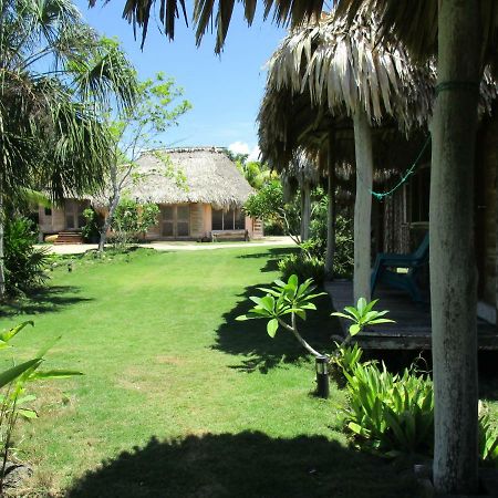 Cerros Beach Inn Corozal Town Esterno foto